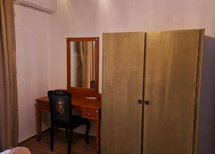 아파트 Maria House